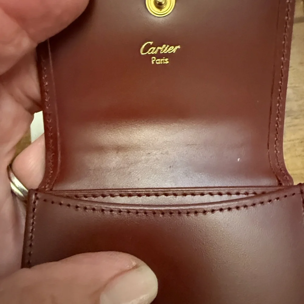 EUC Must de Cartier Women's Deep Red Leather coin pouch - Picture 7 of 12
